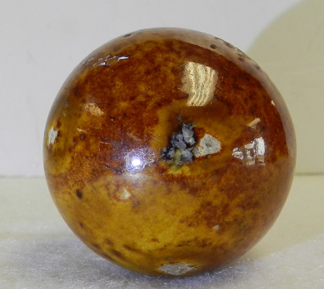 #20871m Large 1.37 Inches Vintage German Handmade Bennington Marble