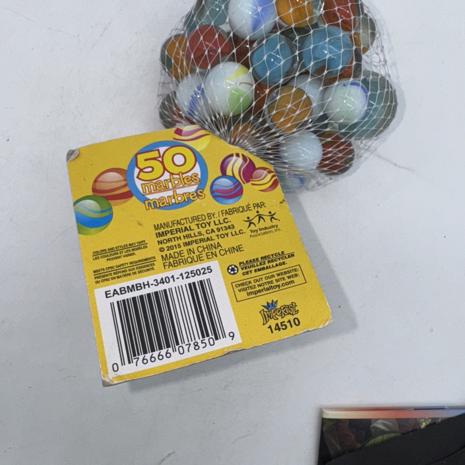 1 BAG OF 50 GLASS MIX AMAZING MARBELS with 1 SUPER SHOOTER By Imperial Toy