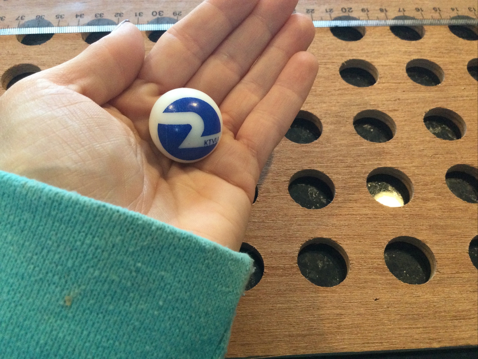 Vintage | Channel 2 “KTVU” Marble | White and Blue