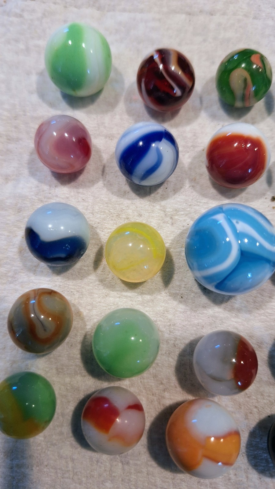 Lot Of 25 Vintage Marbles ,akro,cac,peltier,wv Swirls