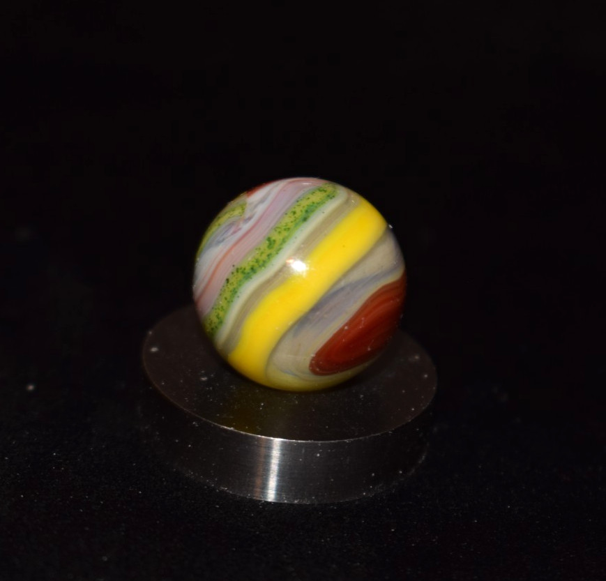 👽➖⏩DAS Silverback Green 👽 UV OXBLOOD Aventurine Swirl Marble Size .718″ Mint