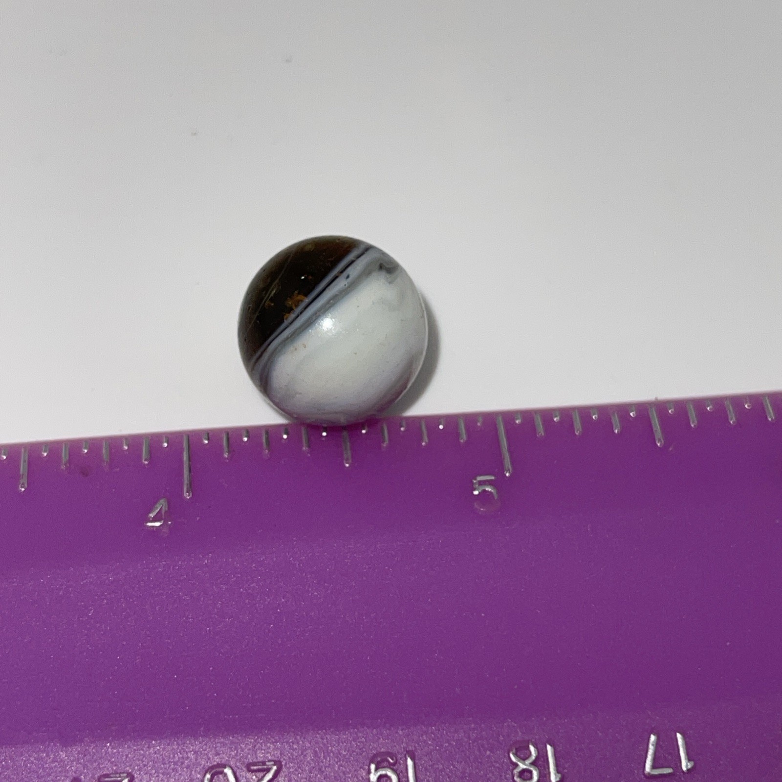 Marble BOLDER BLACK WITH WHITE, GRAY AND BEIGE DESIGN (1) Marble For Sale