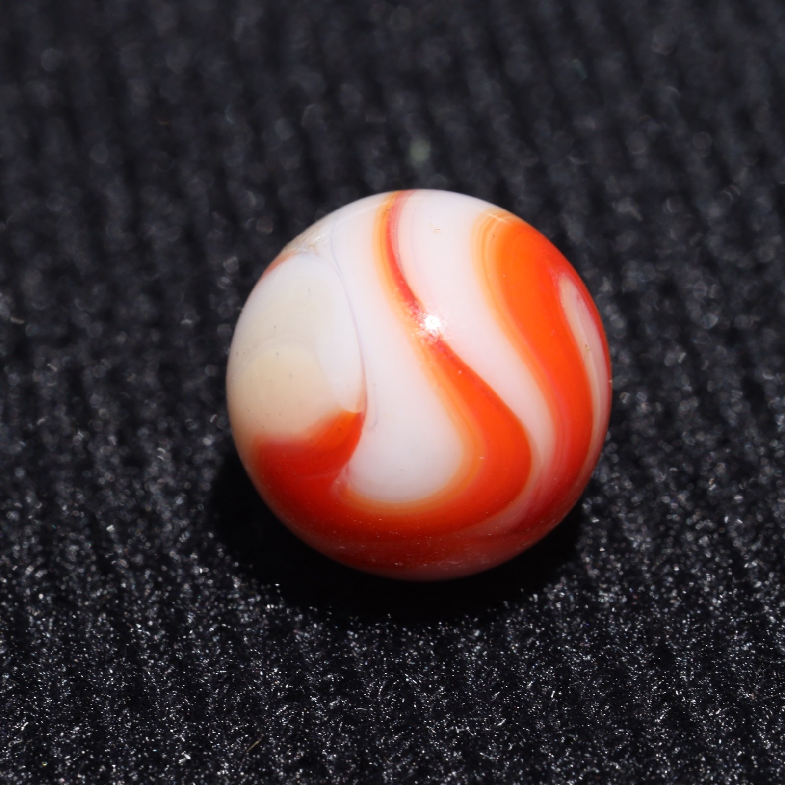 ALLEY White Orange WV West Virginia Swirl Marble 5/8″ M Combined Shipping