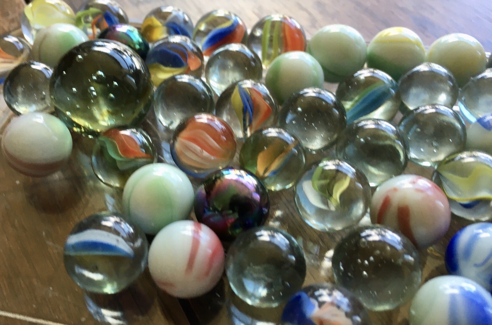 Vintage Marble Lot 52 pieces Peltiers & Good Assortment 1930’s-1940’s w Shooter