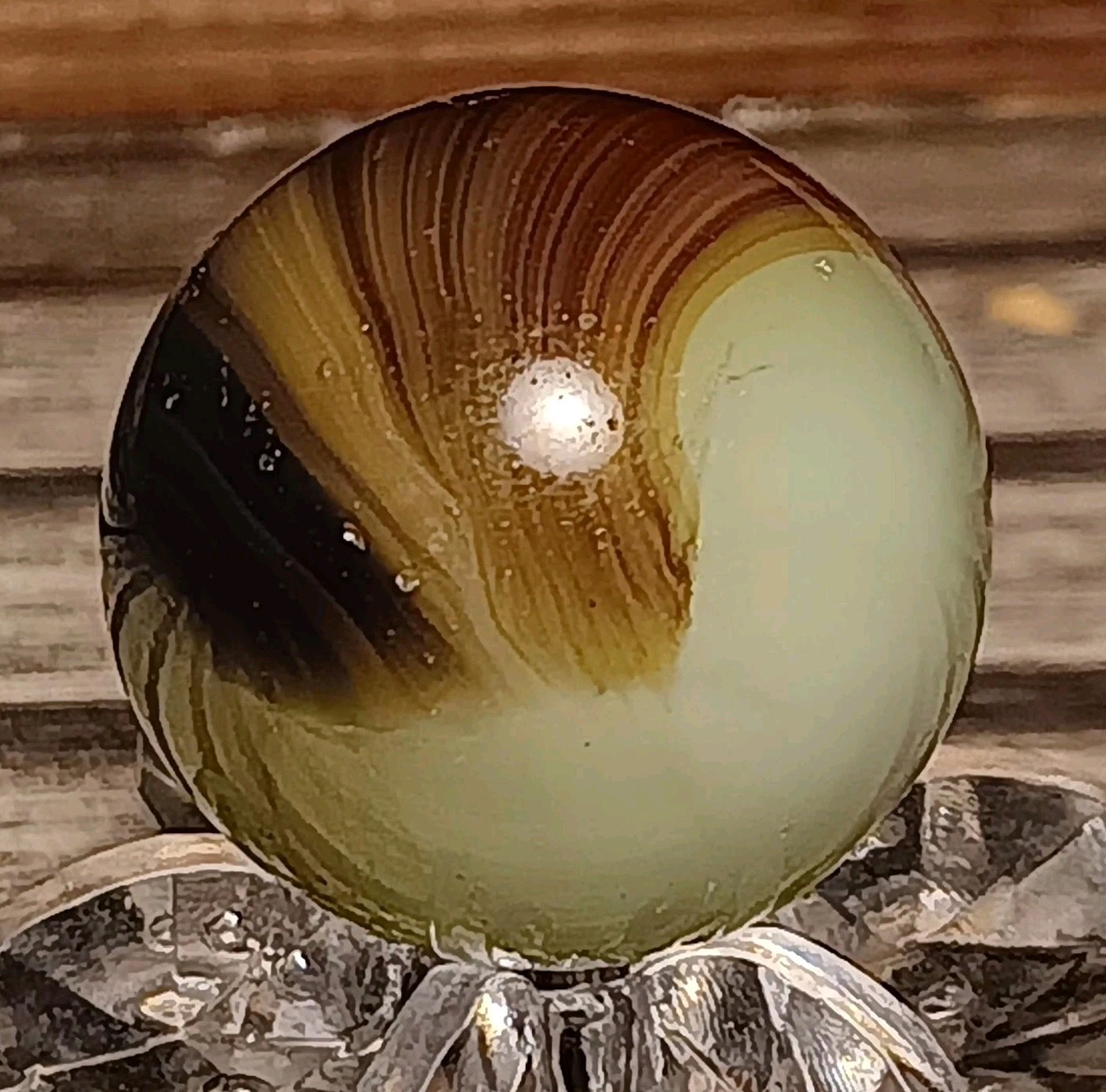 Master Marble / Master Glass Comet Patch Marble. .5/8″ Mint. Chocolate Blends