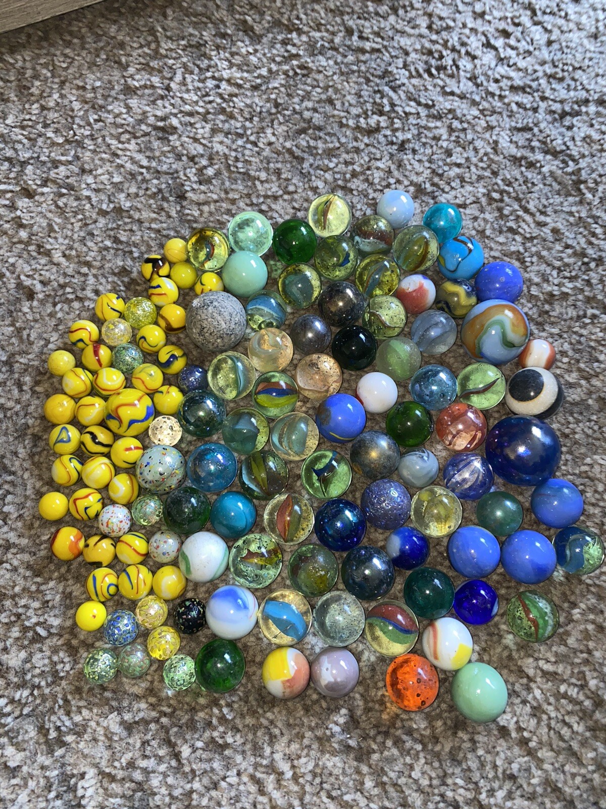 Vintage Lot Of Marbles Shooters Cat Eyes Yellow Swirls 4 Pounds Estate Sale Find