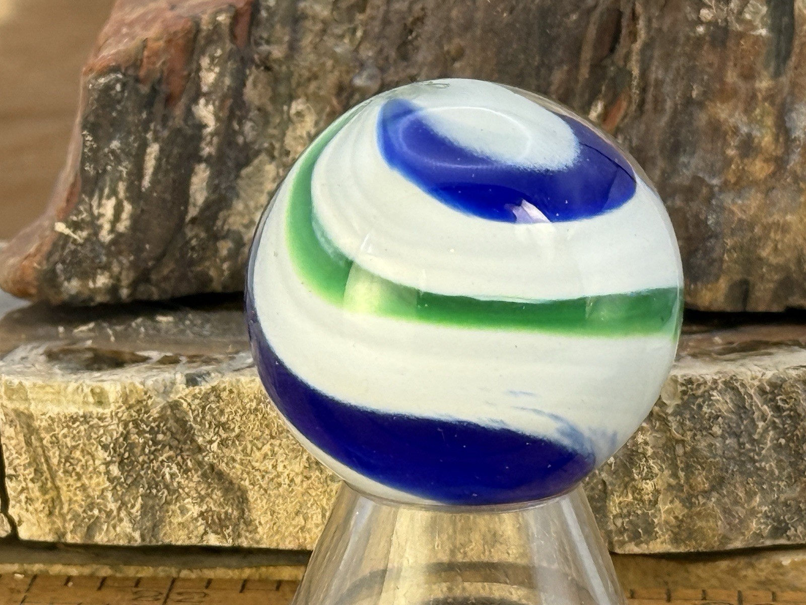 Vintage Joe Davis Glass Art Marble 1.43 inches Good condition–1759.26