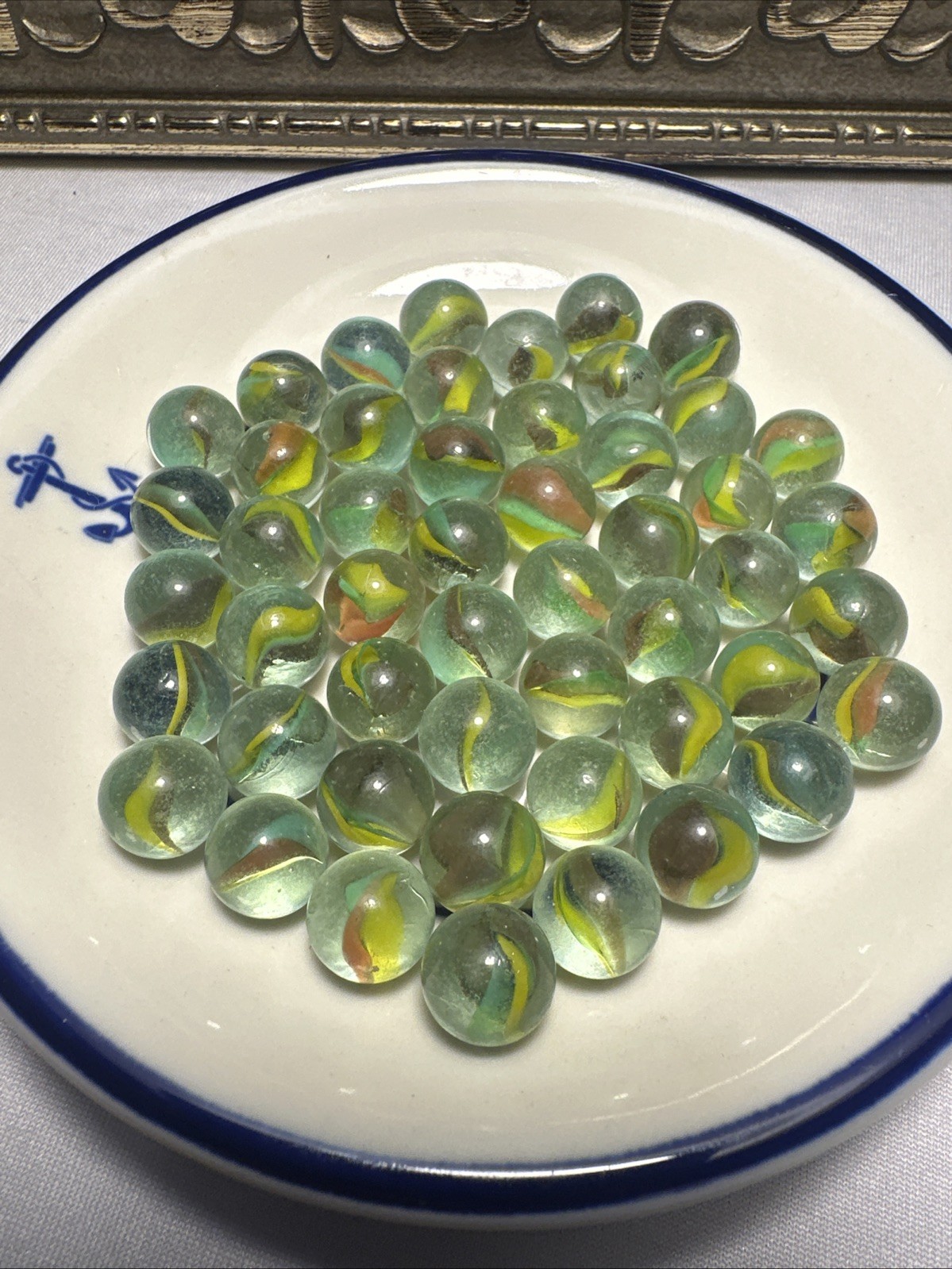Estate Marbles Lot of 50 Mini Pee Wee Small Cats Eye Blue Yellow Red Veins 1b