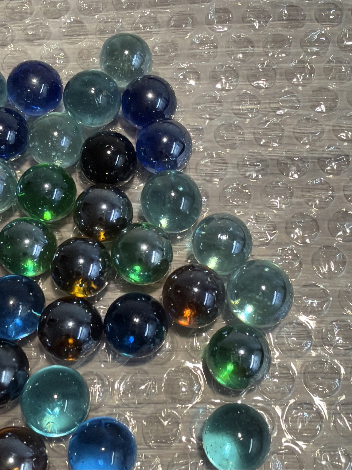 Vtg Vacor Orange Blue Green Yellow Iridescent Shiny Marble 46 Pieces 0.633”