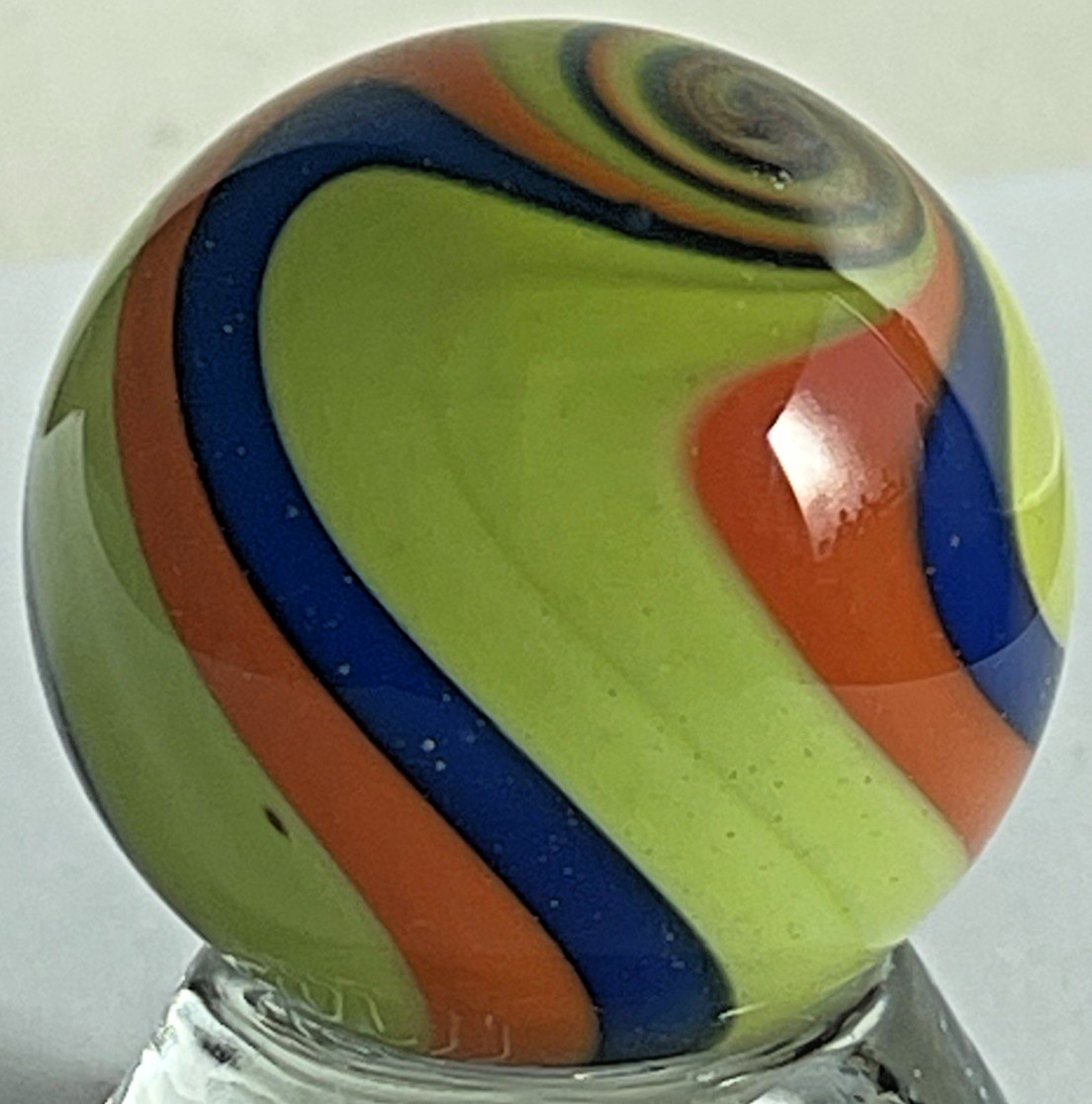 2015 RICK DAVIS MARBLE SIGNED HANDMADE GLASS ART 1.53 BLUE ORANGE YELLOW