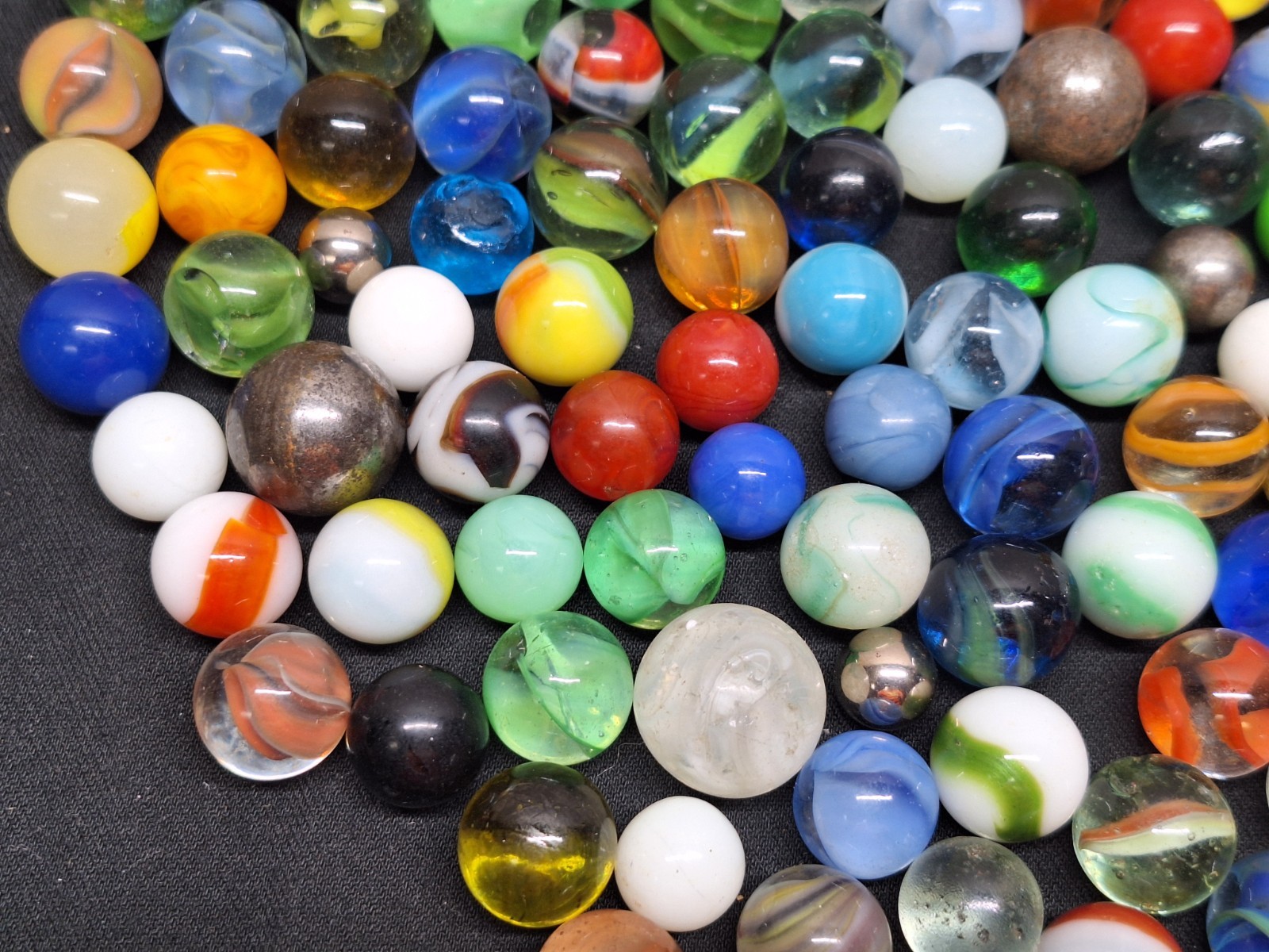 Vintage MARBLES QUART JAR of OLD GLASS MARBLES about 4.5 Pounds