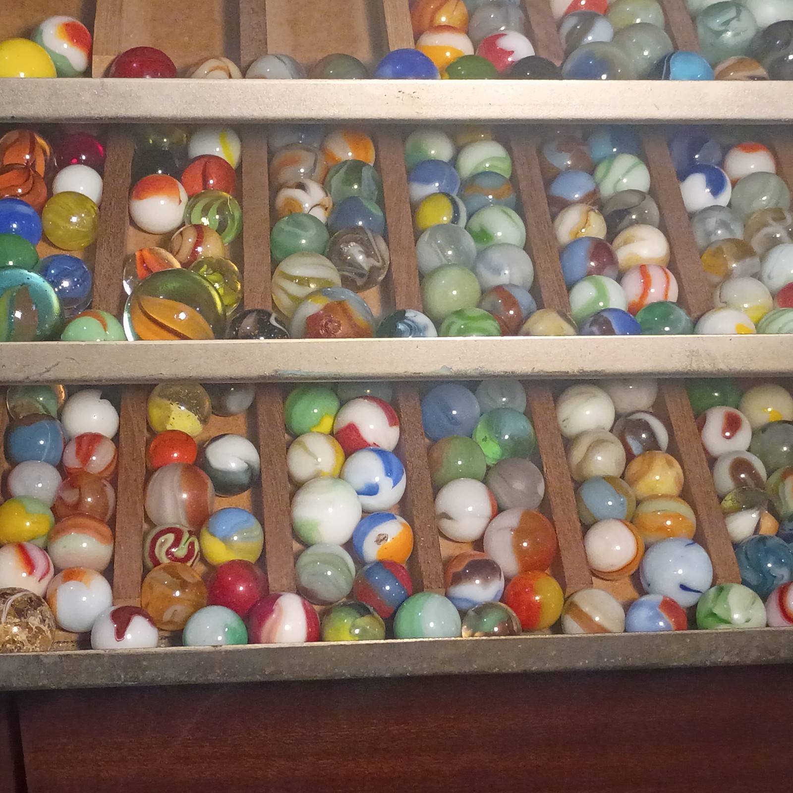 vintage marbles lot 100ct. Random pick from bin and trays/ vintage mix/NM-M##
