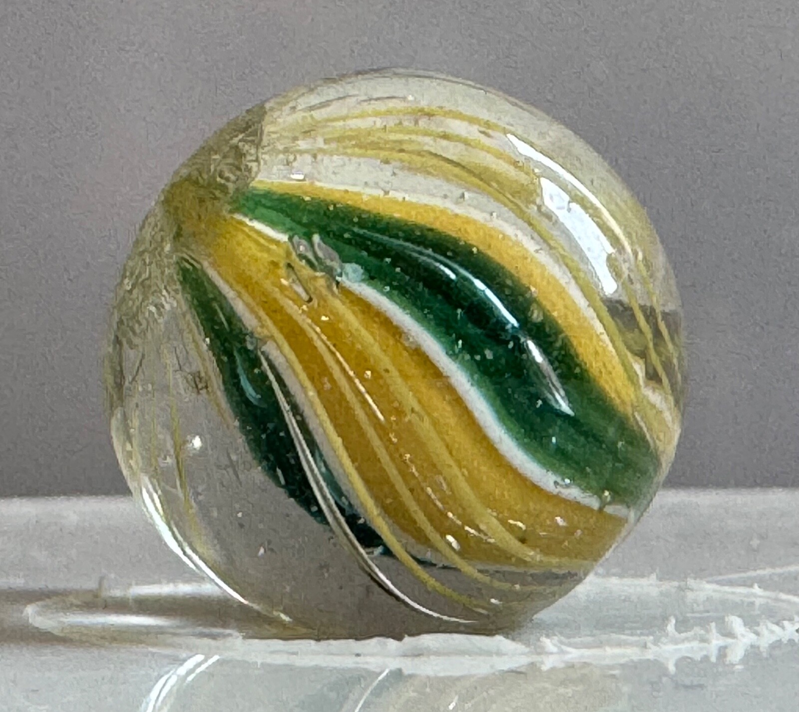 Fantastic Yellow/Green/White Solid Core Marble 18mm (23/32”)
