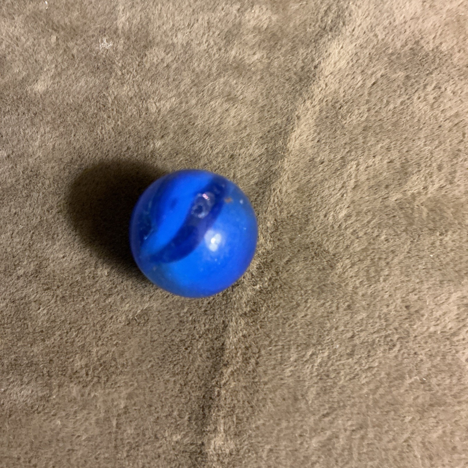 Vintage Blue Cat Size Small Machine Made Marble Reactive Glows Under Black Light