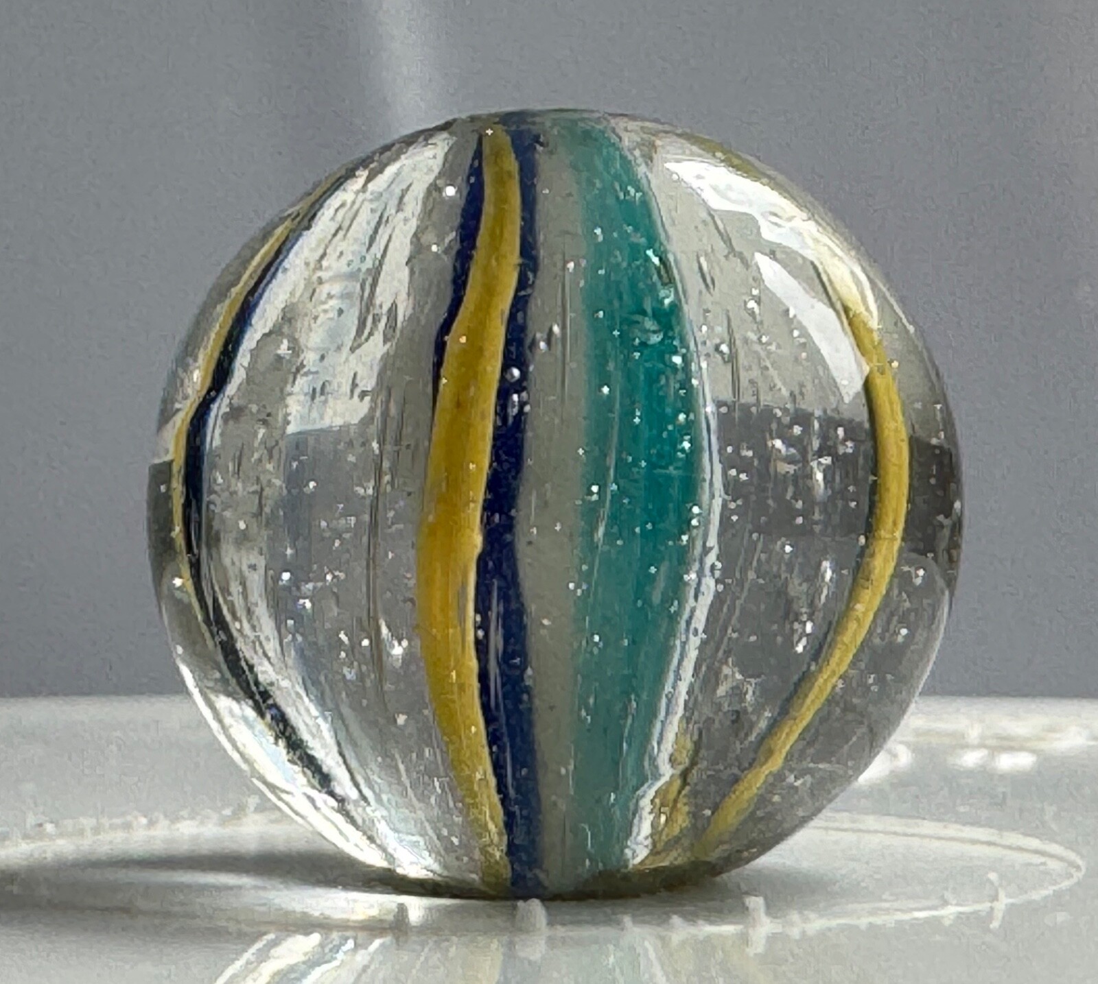 Unusual colour Solid Core Marble 18mm (23/32”)