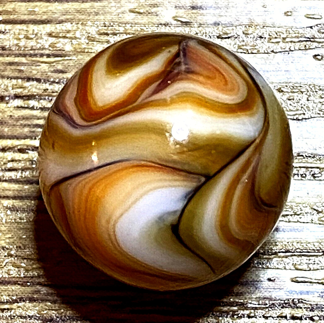OLDER CHAMPION AGATE OPAQUE BASE WHITE BASE SWIRL NM+/- .60″ M256