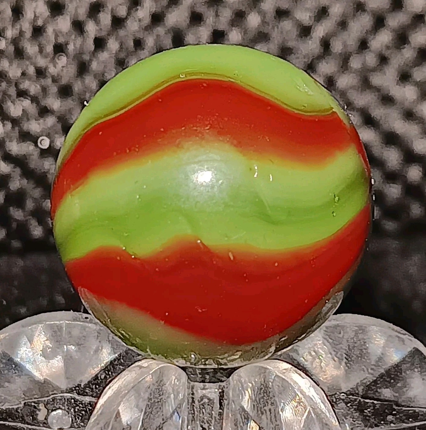 Vintage Peltier Glass NLR Dragon Marble. Nm. .63″ Uv Active. Beautiful Pattern