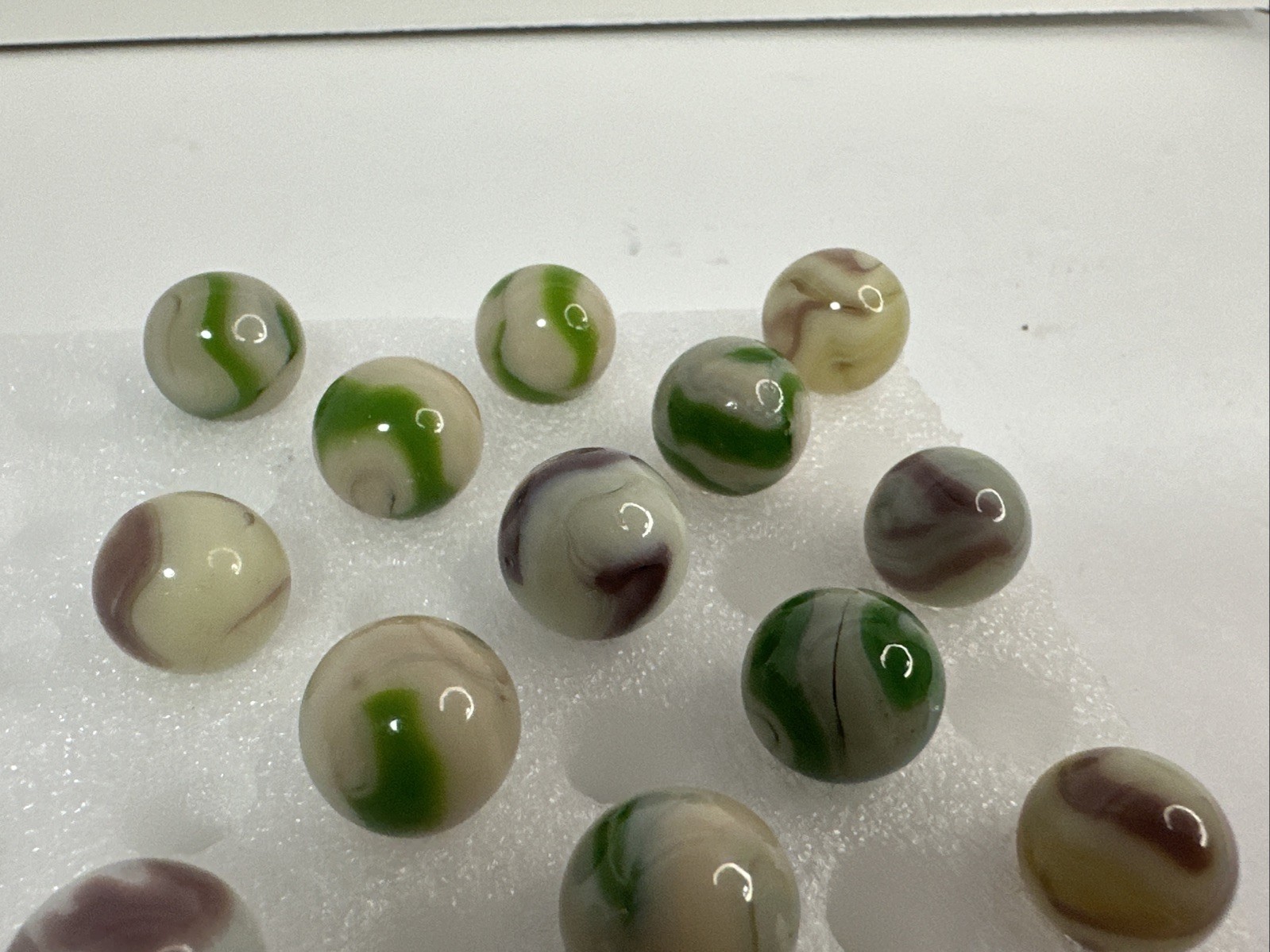 006 Lot Of 25 Vintage Alley Agate Swirl Marbles