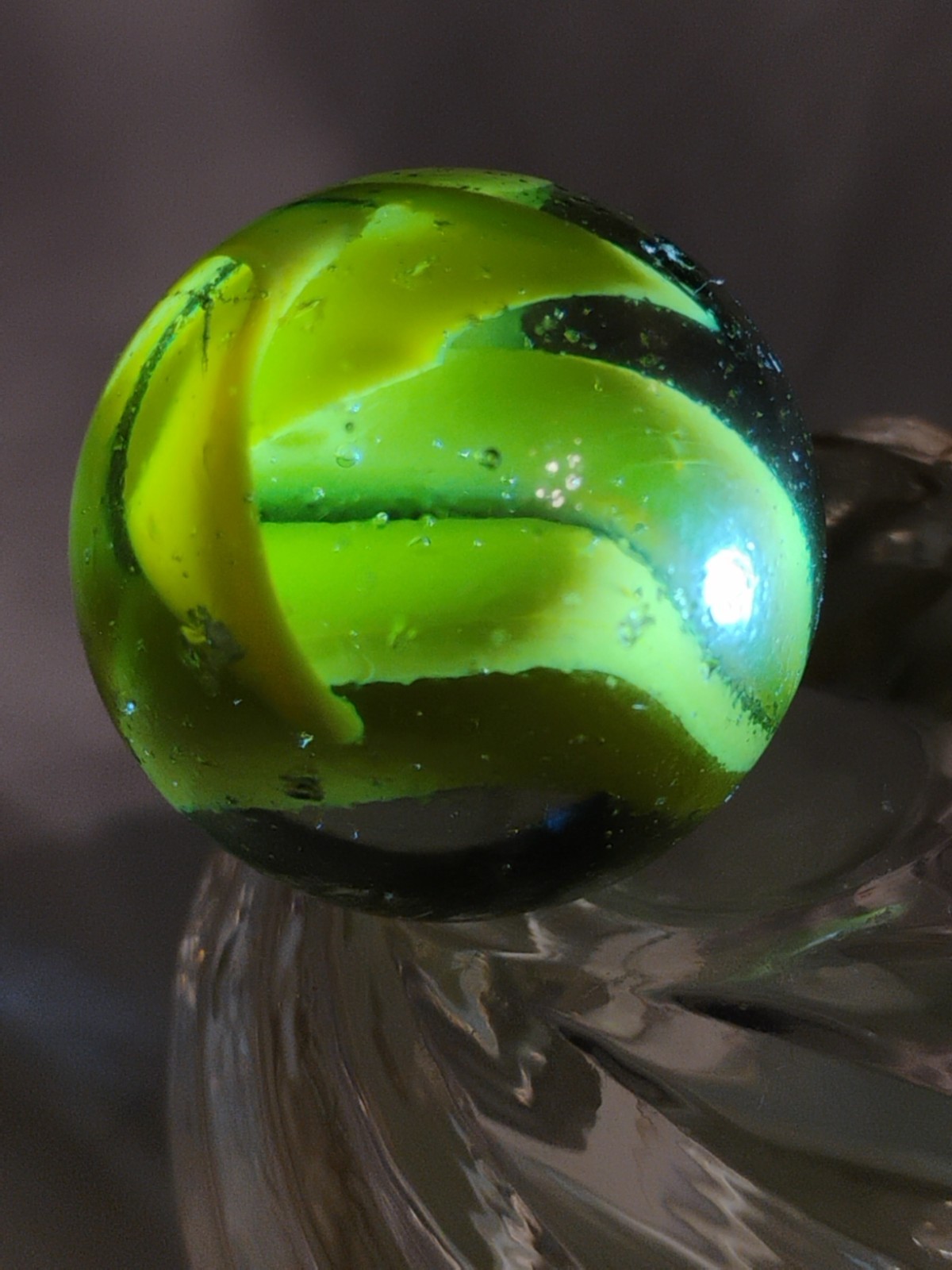 Vintage Crazy .95 Vitro Peltier Marble King Hybrid Cobra Shooter Size Marble ?