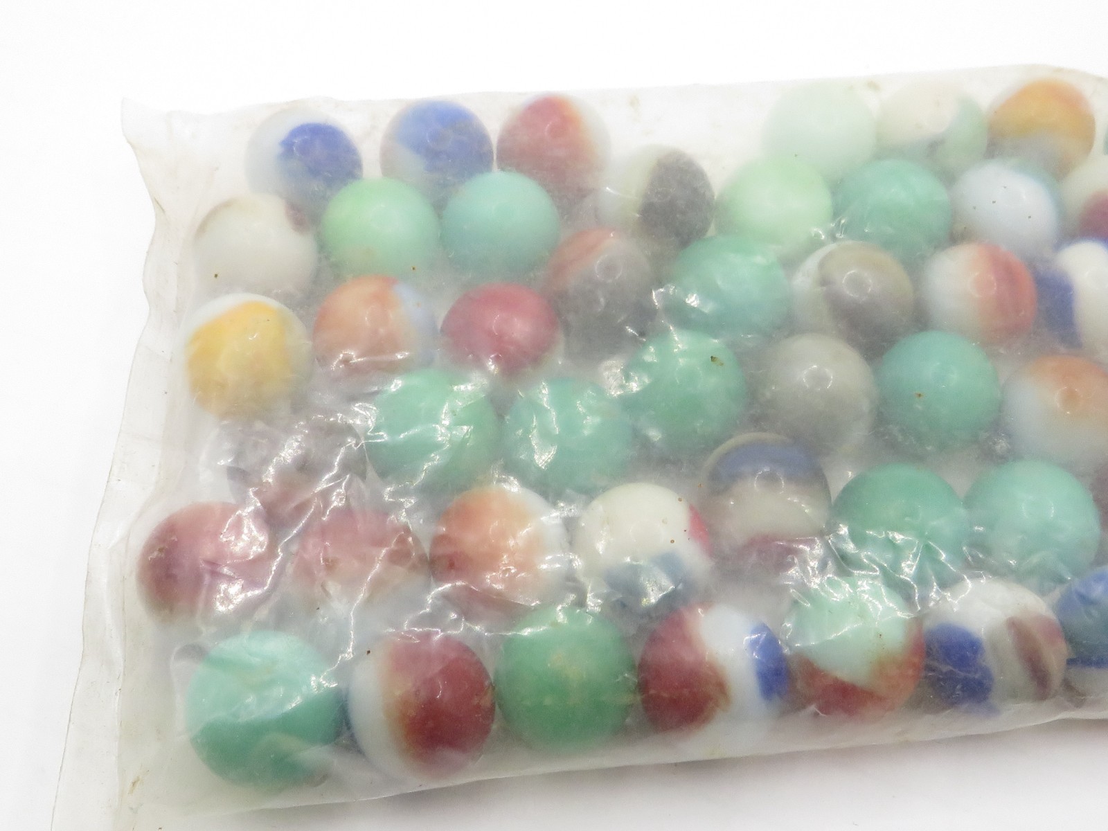 VINTAGE GLADDING VITRO AGATE MARBLES 50 PCS SEALED BAG PARKERSSBURG WV USA**