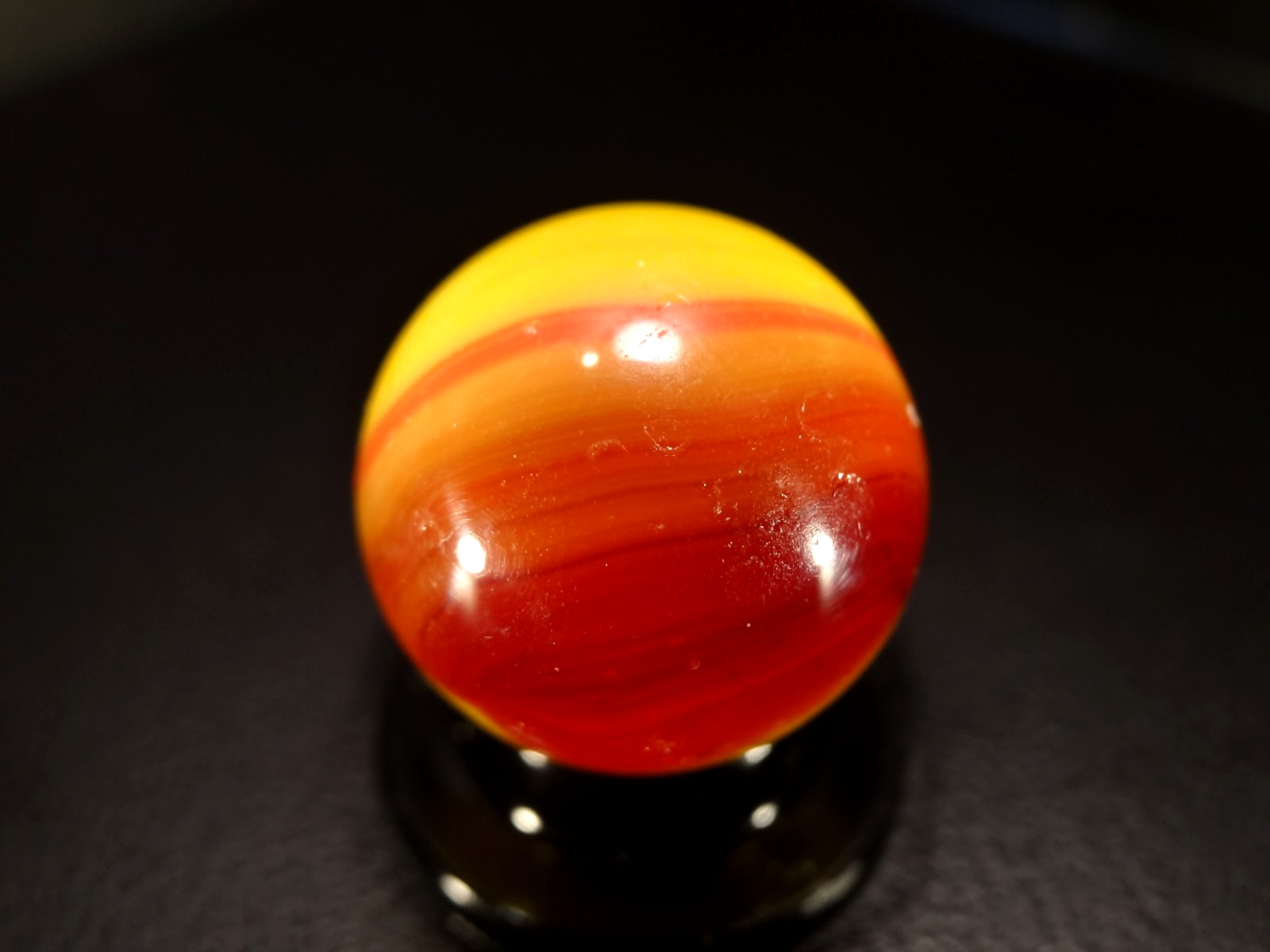 AKRO AGATE 🏆 ROYAL 🏆 Bright Colors + Great Pattern 🔴💰👌
