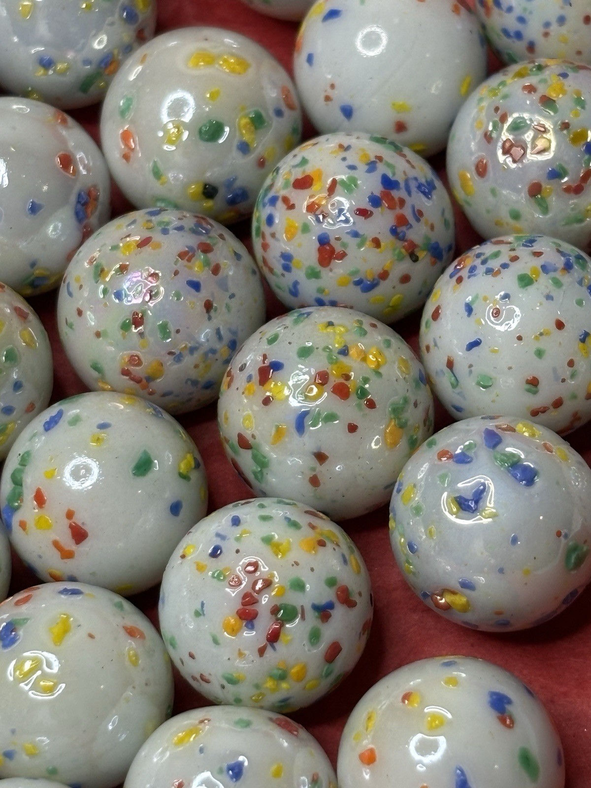 Lot of 10 – Vintage Handmade Milk Glass Confetti Glitterbomb Speckle Marbles