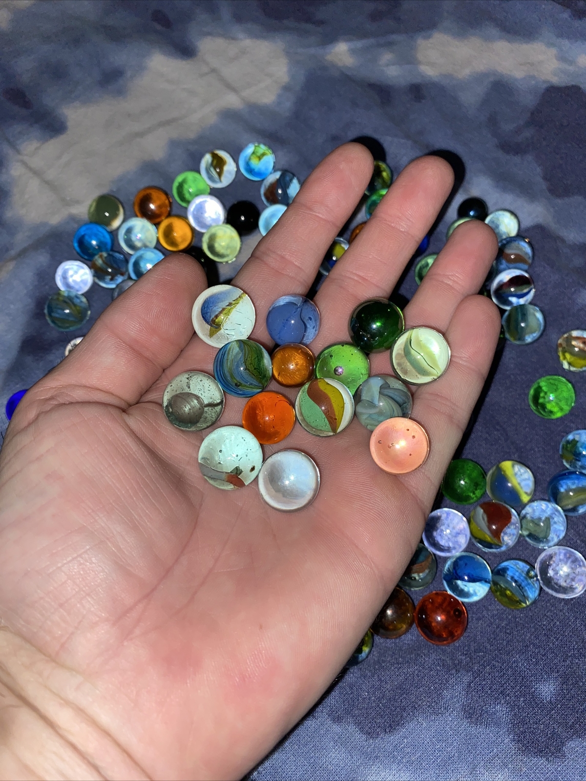 vintage marbles from the 1980s and 1990s lot of marbles Set Of 100