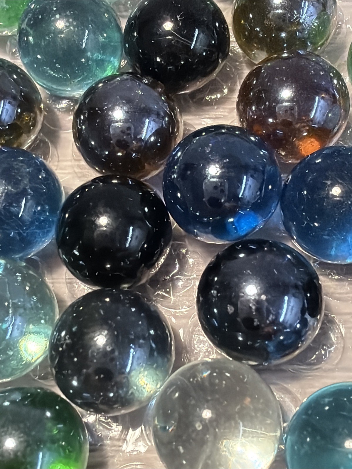 Vtg Vacor Orange Blue Green Yellow Iridescent Shiny Marble 46 Pieces 0.633”