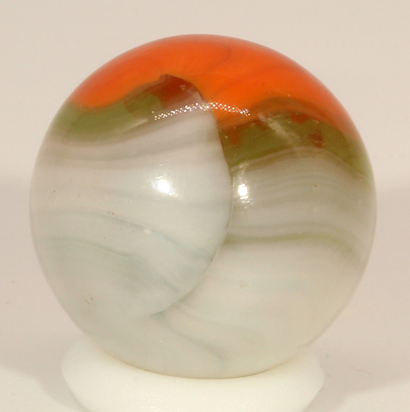 Vitro Agate Orange & White Conqueror Marble, 5/8″ Mint-