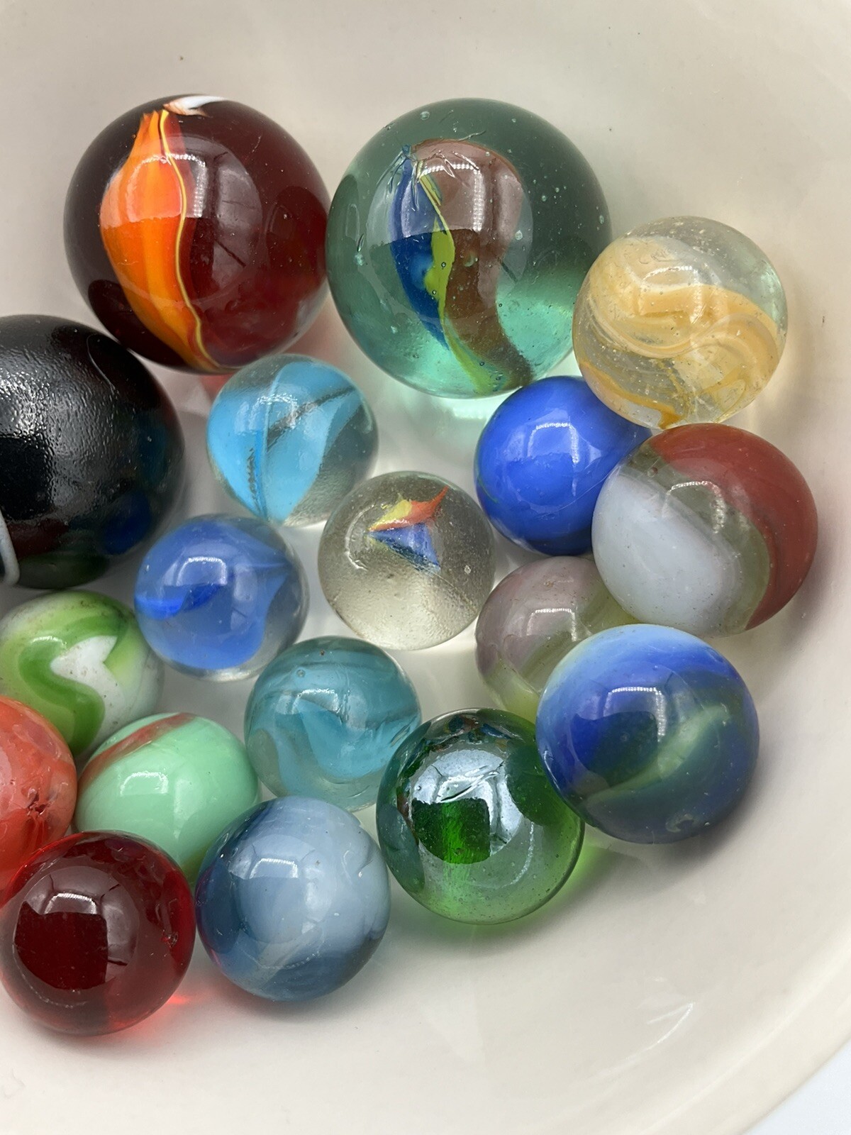 Vintage Marble Lot Of MARBLES UV Reactive Cadmium Uranium Lot #69