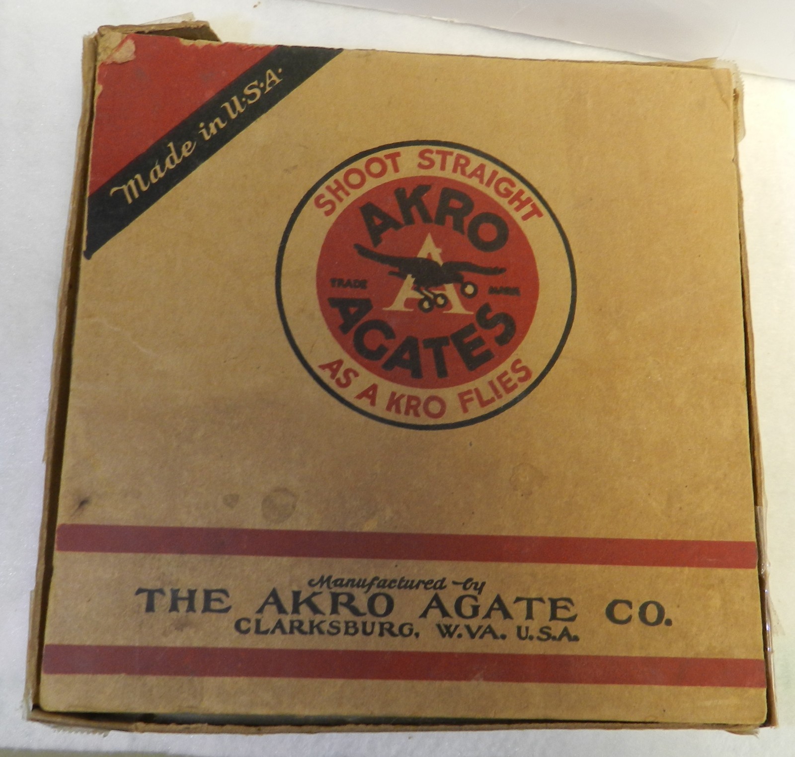 #20462m Vintage Akro Agate Box With Marbles
