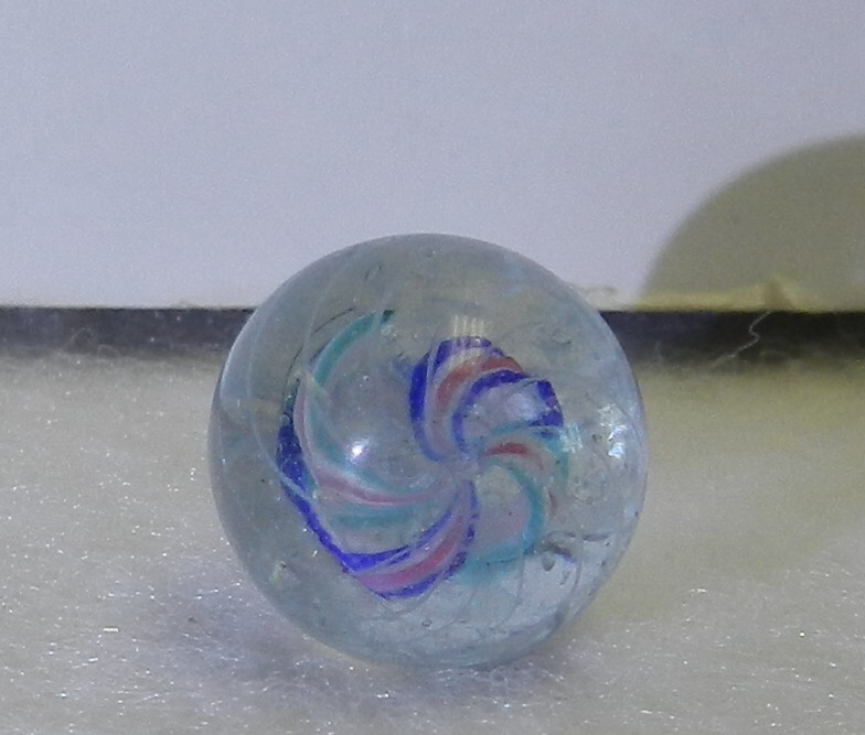 #18665m Peewee .49 Inches German Handmade Divided Ribbon Swirl Marble