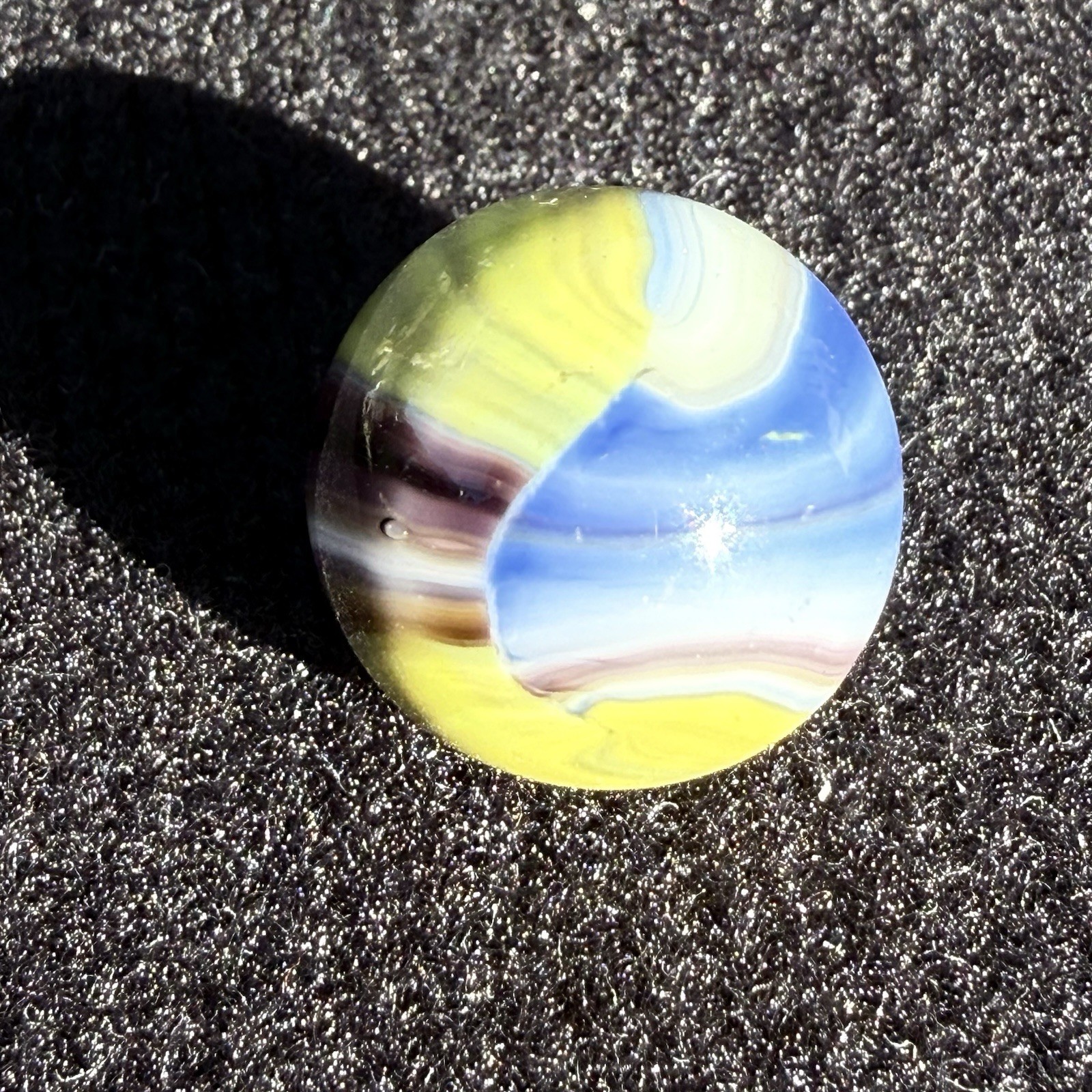 STUNNING HYBRID Marble King Rainbow Bumblebee .65” Mint