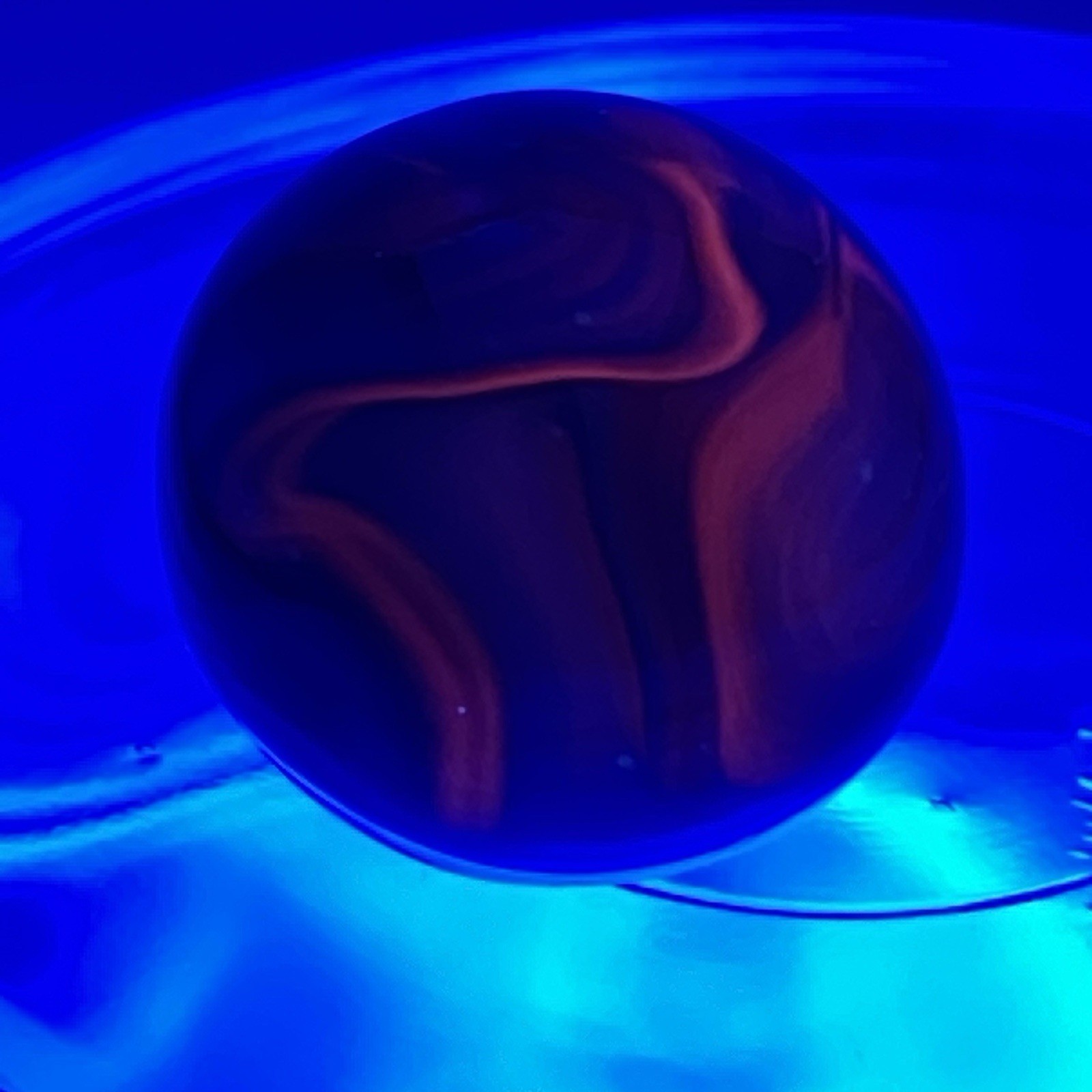 1 – Vtg Glass Marble / Akro Agate / Robin Egg Blue & Root Beer / UV Glow / No 15