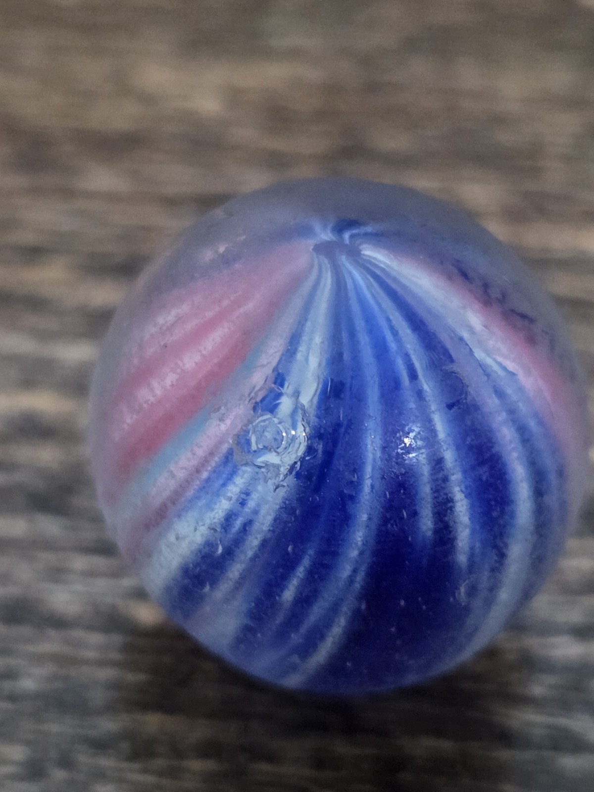 .94″ German Handmade Onionskin Marble Shooter