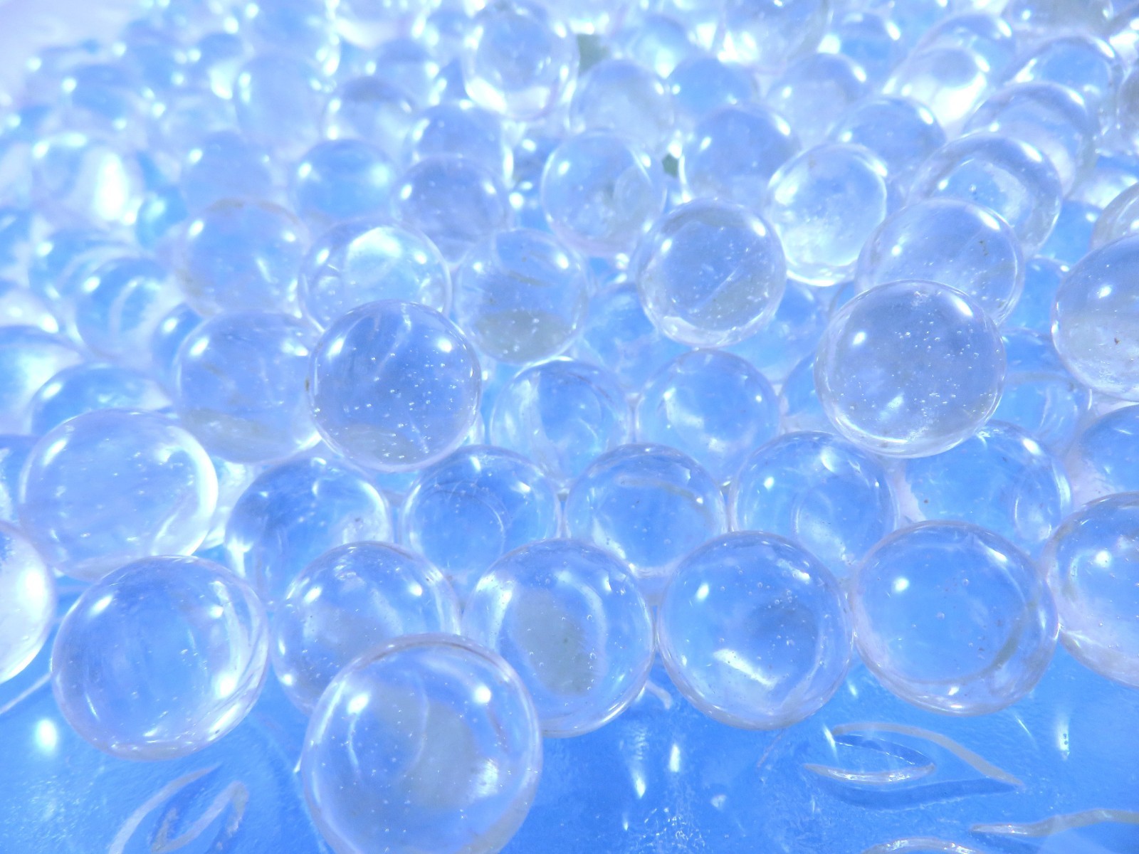 Clear Round Marbles For Crafts Or Décor 2 Pounds 8 Ounces 1/2 Inch