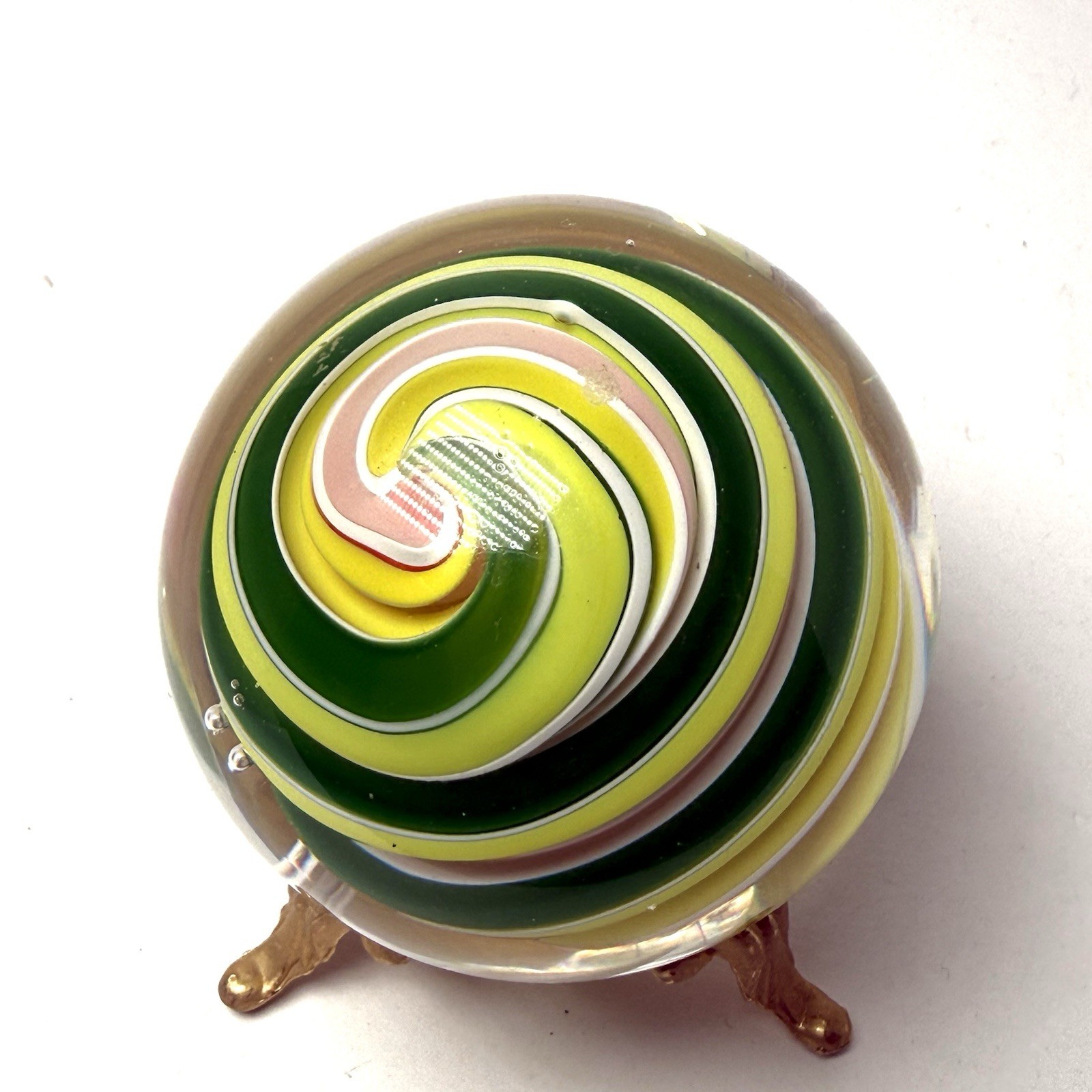 Fine Spiral Glass Marble LG 2” Green Yellow Swirl Signed H.E. VT 2006 Hand Made