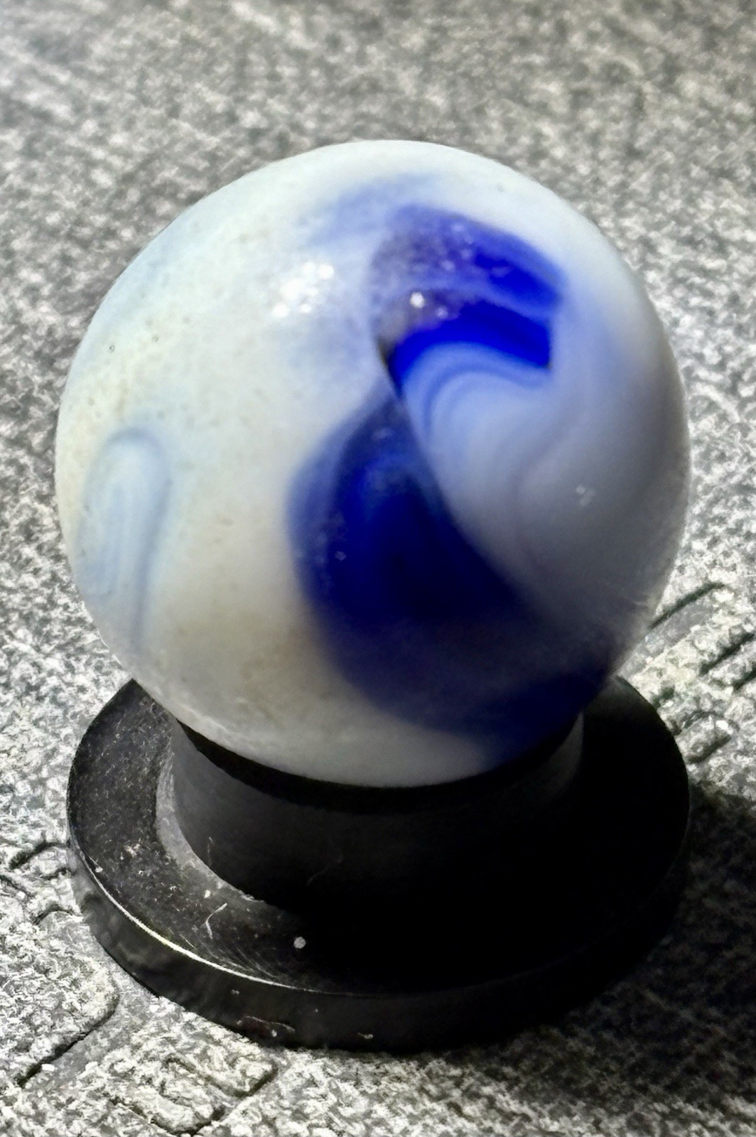 VTG Alley Agate Company Navy Blue & White Swirl Marble .61”see Pics