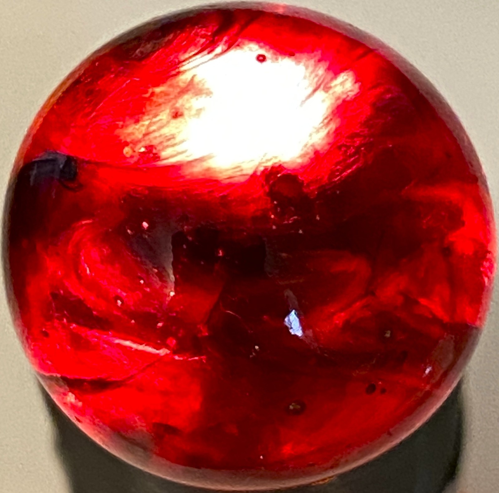 DAS/JABO ASUPER DARK CHERRY WITH LUTZ TRANSLUCENT SWIRLED SHOOTER .72″ M851