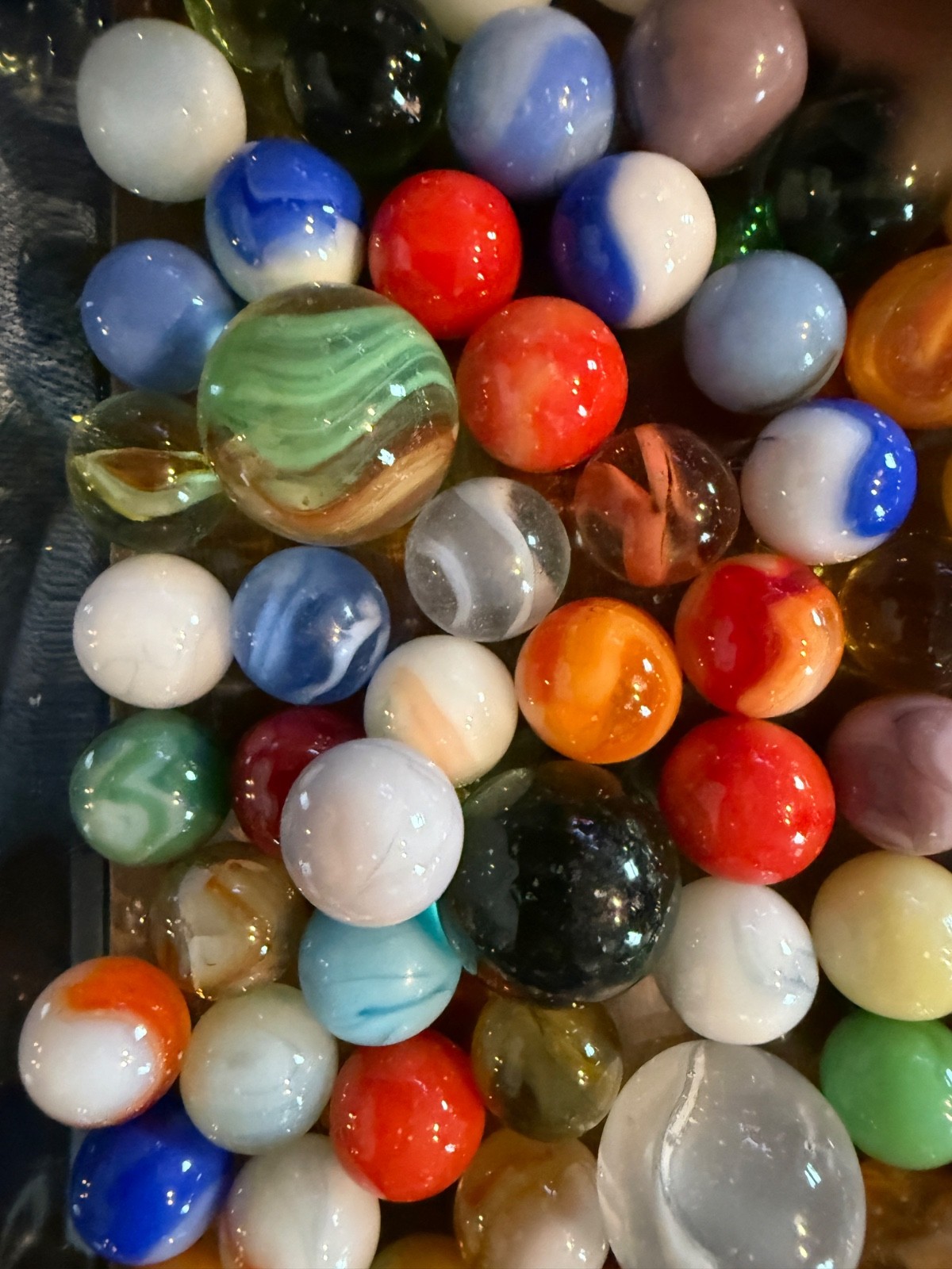 Vintage Marbles (Slags, Swirls, Cats Eyes, Bennies, Etc).Each lot varies Lot#121