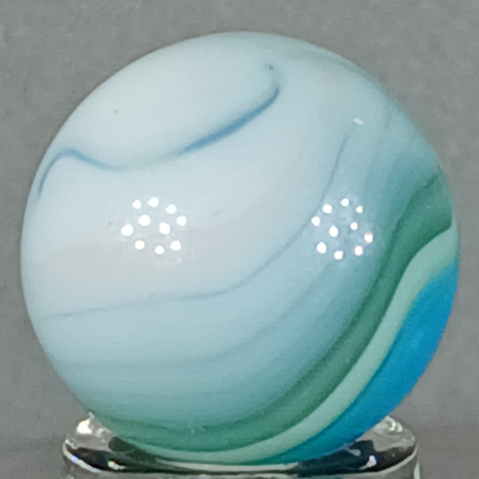 Vintage Vitro Conqueror Marble .63 Near-Mint Condition Combined Shipping