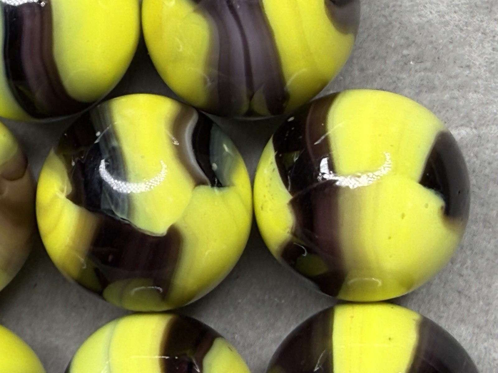 Lot Of 11 Marble King Bumblebee Marbles .61” To .66” NM(+) To Mint