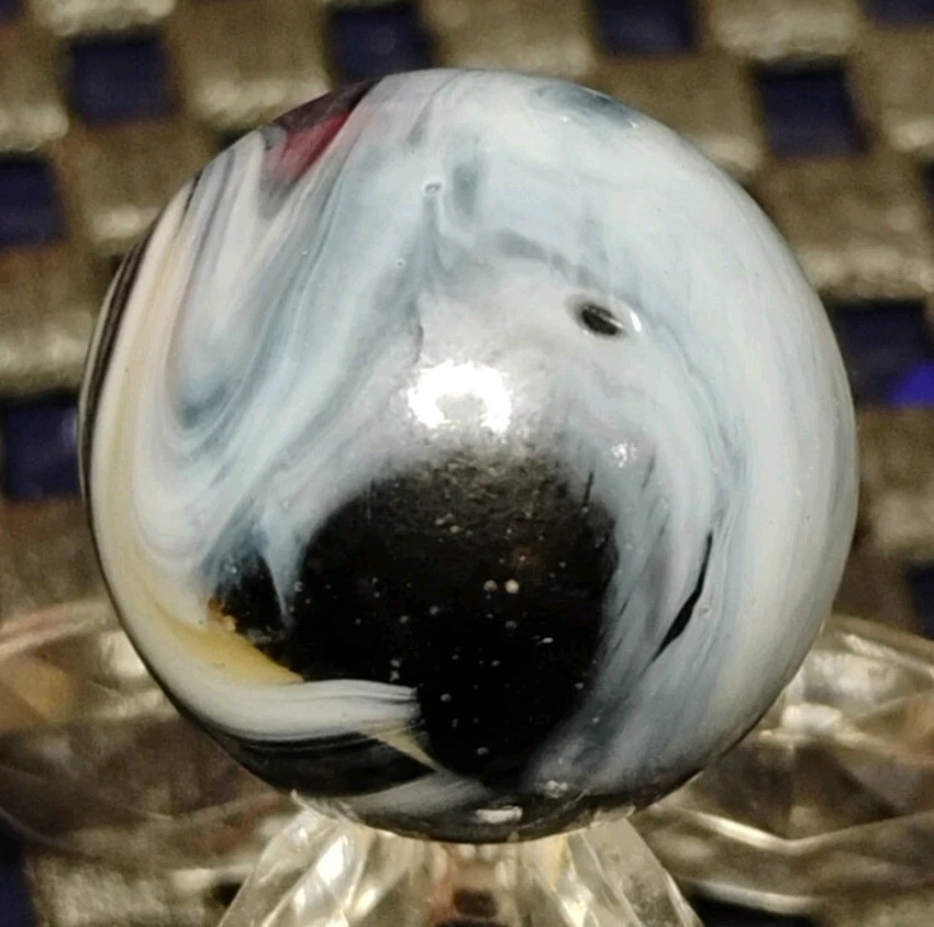 .67″ ANTIQUE/VINTAGE MARBLES – PURPLEISH MAGLIGHT EFFECT SLAG🔥RARE HTF NM+