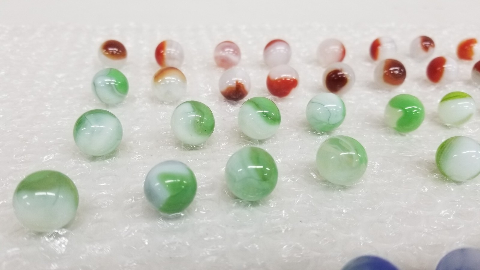 69 Vintage Vitro Conqueror 5/8″ Marbles Multiple Colors Beautiful Mint
