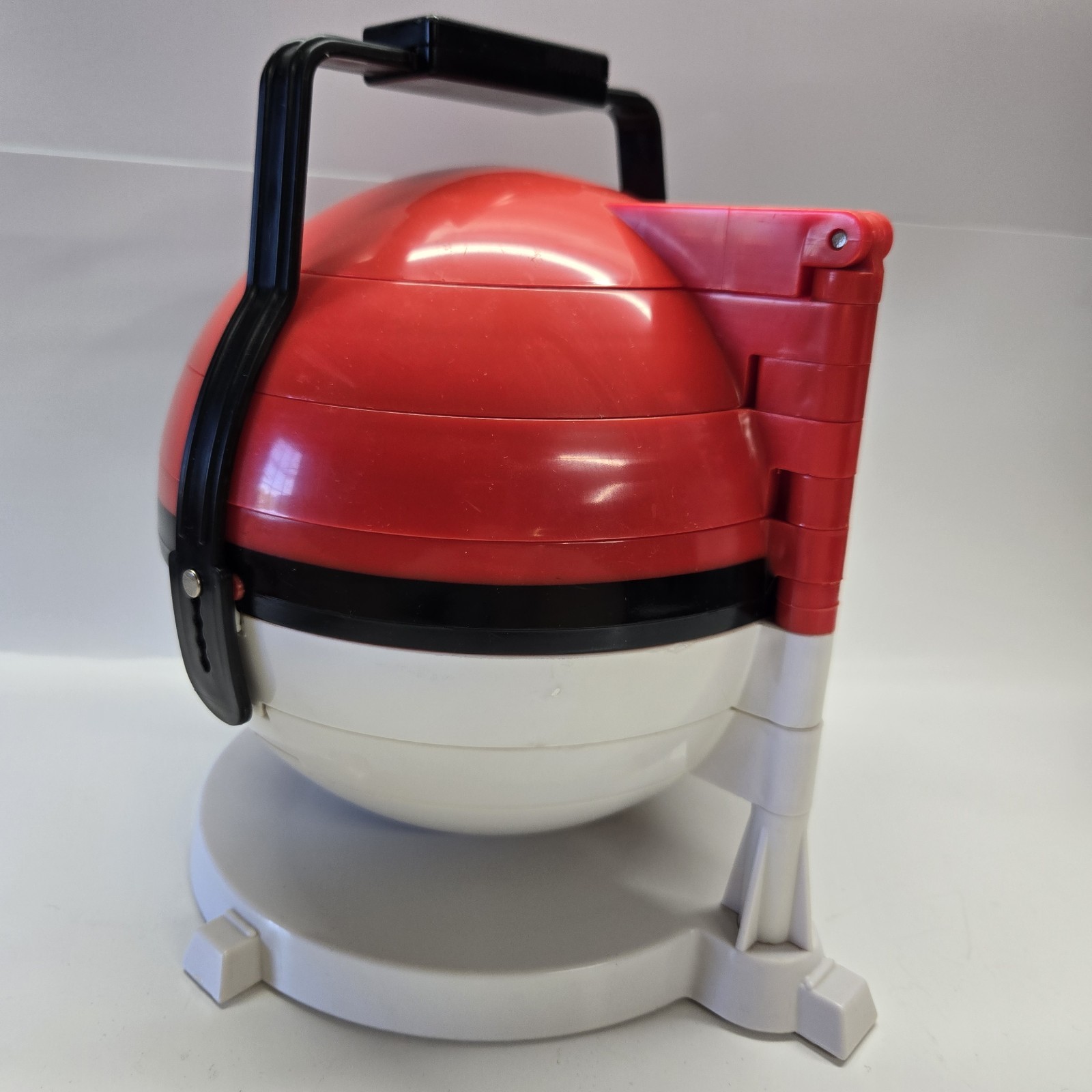 Vintage Pokémon Pokeball Marble Carry Case With Box.