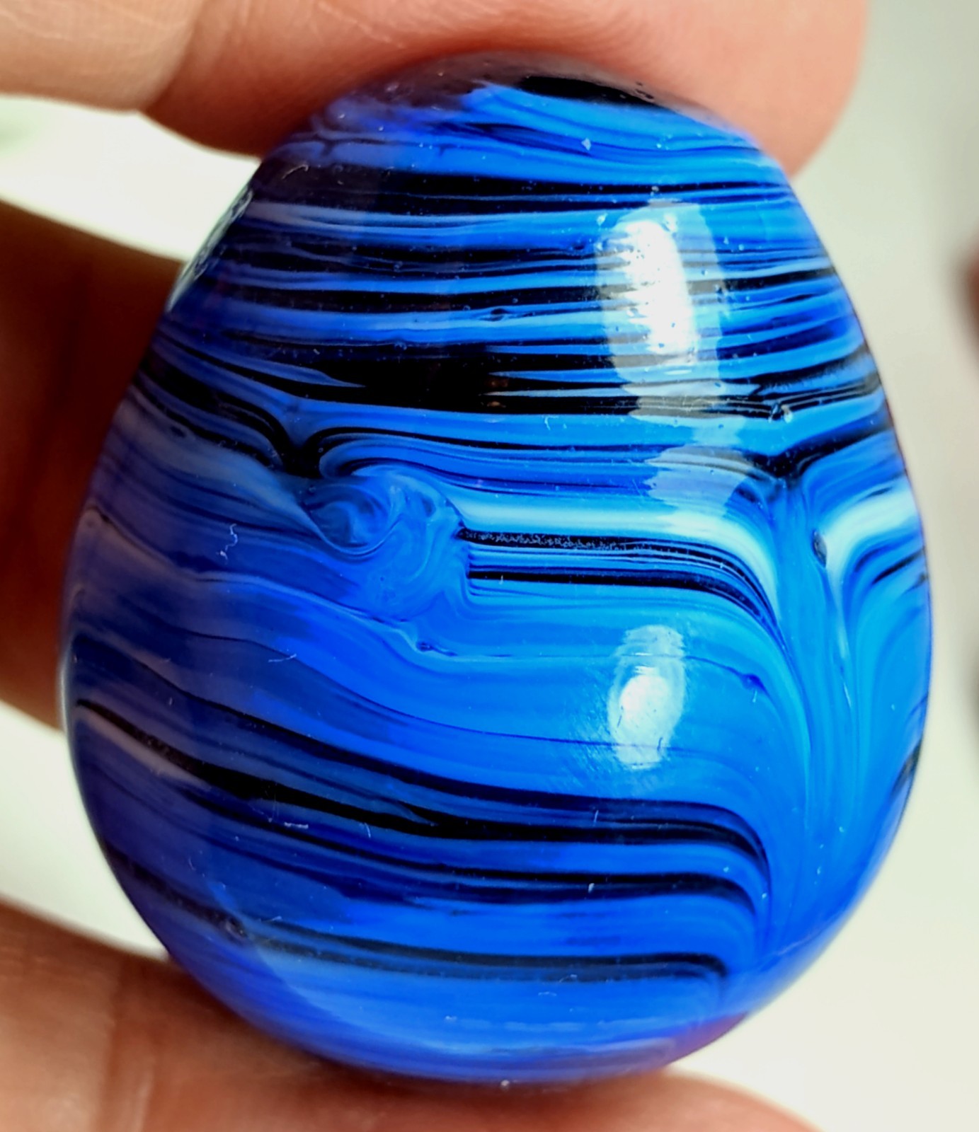 Antique German Onionskin Swirl Marble Blue & White | UV Reactive