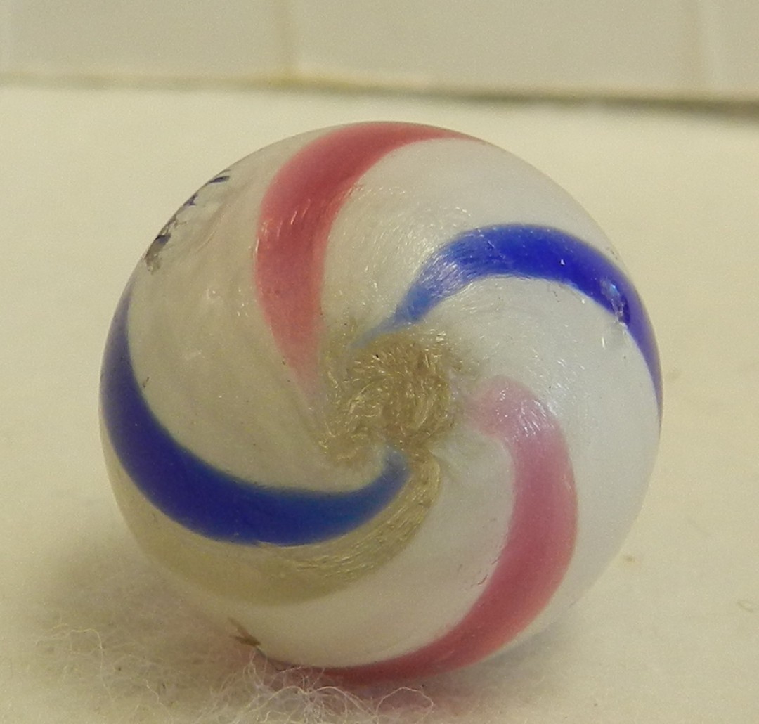 #20607m Vintage German Handmade Peppermint Swirl Marble .78 Inches