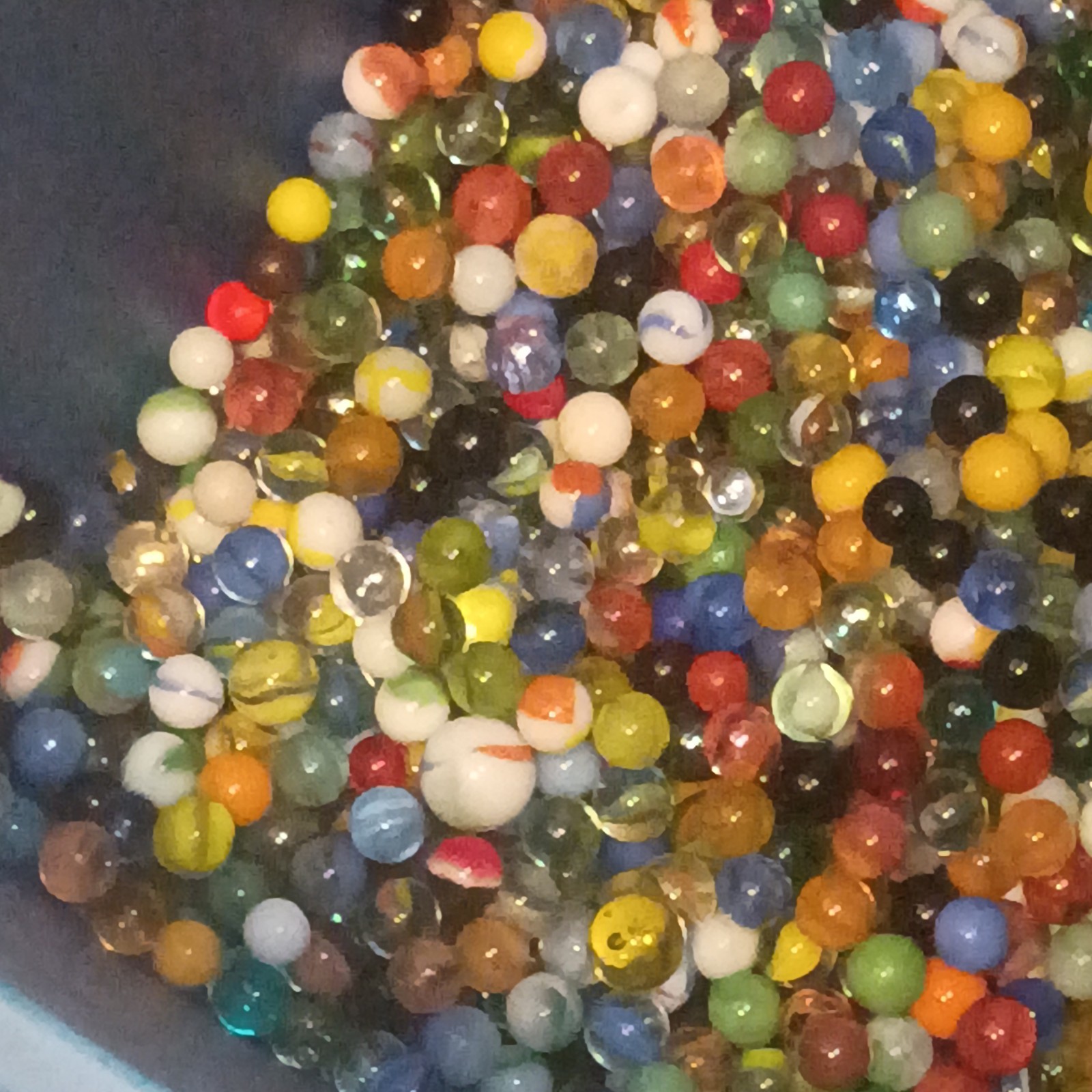vintage marbles lot 100ct. Random pick from bin and trays/ vintage mix/NM-M##