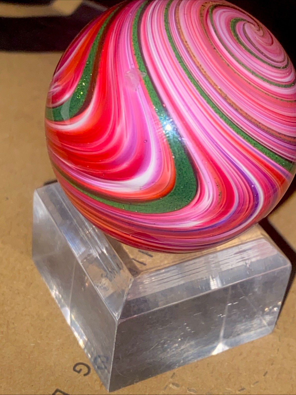 MARK MATTHEWS LARGE GLASS MARBLE RASPBERRY SPLOOSH 2014 SIGNED