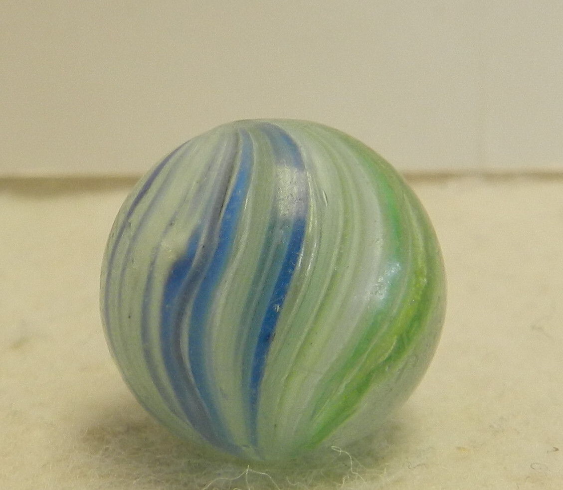 #16466m Slightly Shrunken German Handmade Onionskin Marble .69 Inches